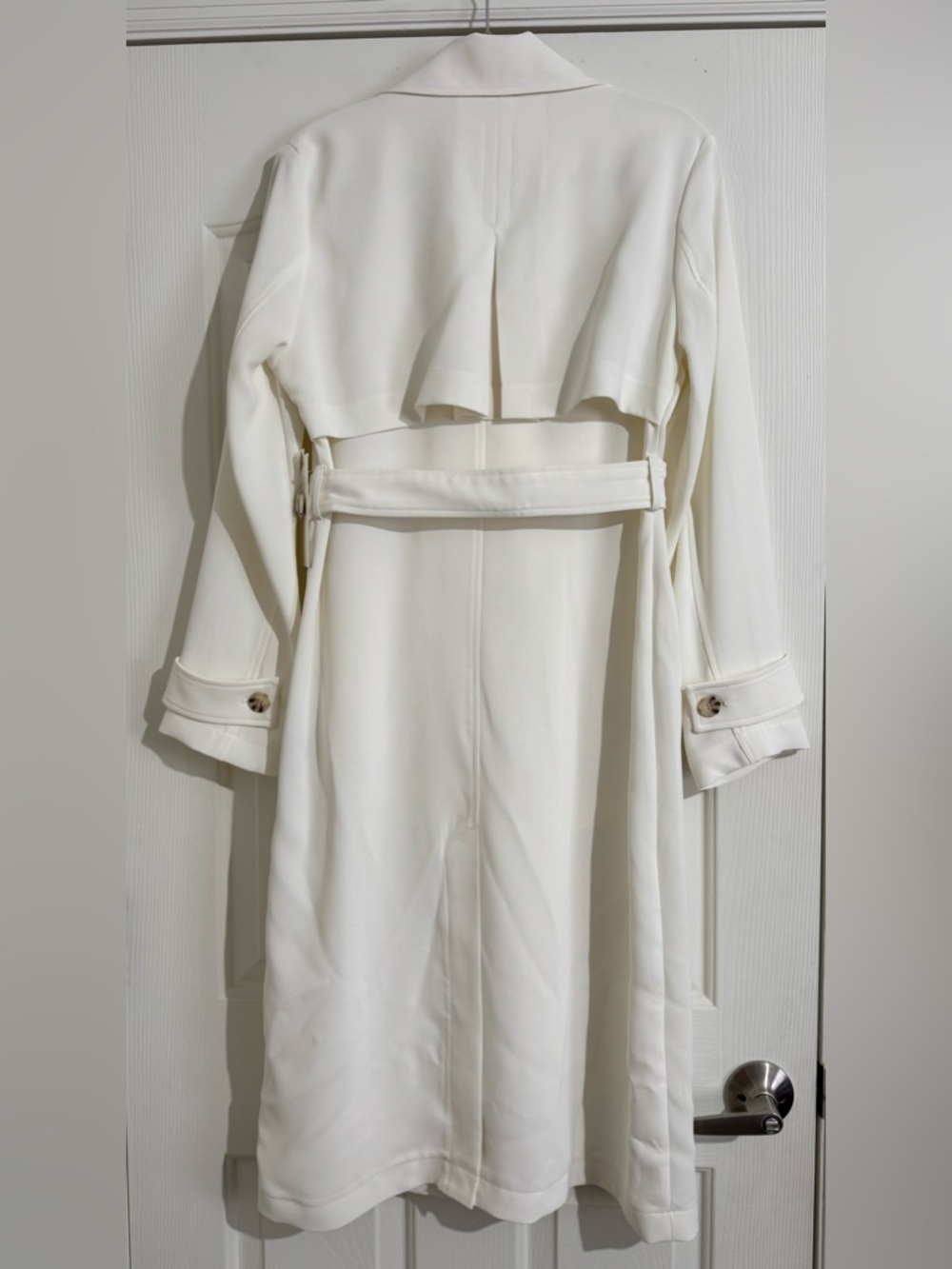 Bagatelle Collection Lightweight Trench Coat Winter White Size M NWT - Picture 2 of 13